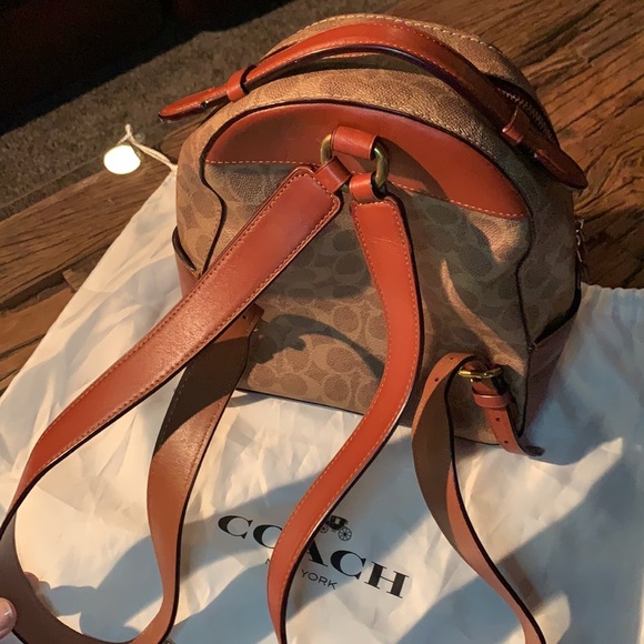 COACH - Picture 5 of 11